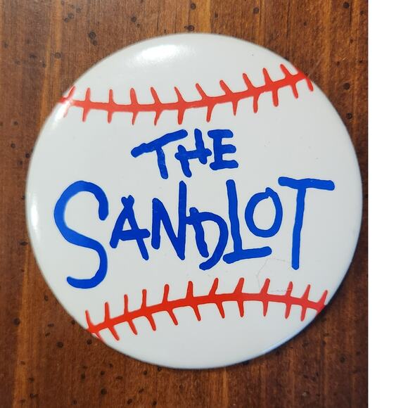 Movie Promo Pinback "The Sandlot" 20th Century Fox‎ 1993 NEW - Picture 1 of 3